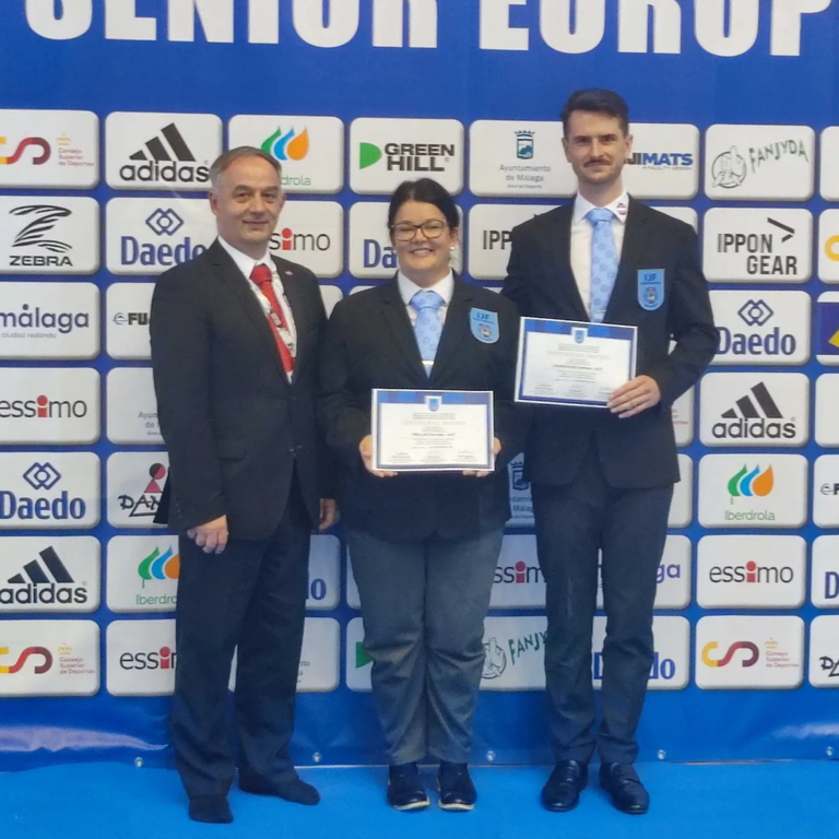 Herzlichen Glückwunsch an Cornelia Priller zur bestandenen IJF-B Kampfrichterprüfung! 🎉🥋👏 #Judo #Kampfrichter #Burgkirchen