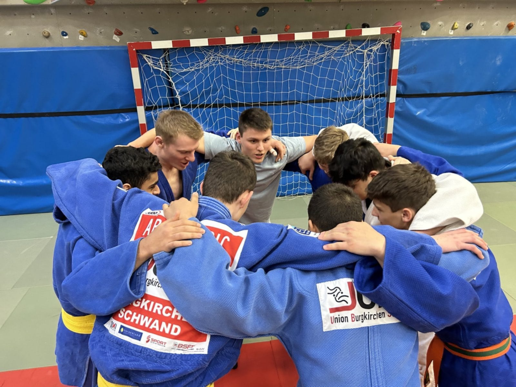 1. Runde der 1. Klasse und Jugendliga