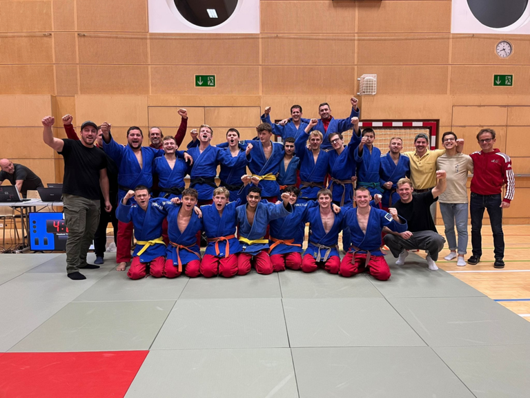 Spannendes Finale in der Landesliga A der Männer! Judo Union Burgkirchen/Schwand erkämpft sich Platz 3 nach ausgeglichenem Kampfverlauf.